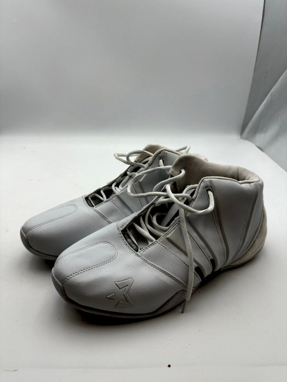 Starbury by Stephon Marbury Mens 13 White High Top Basketball Sneakers